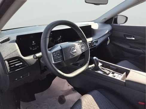 New 2026 Nissan Sentra SV w/ SV Convenience Package image 9