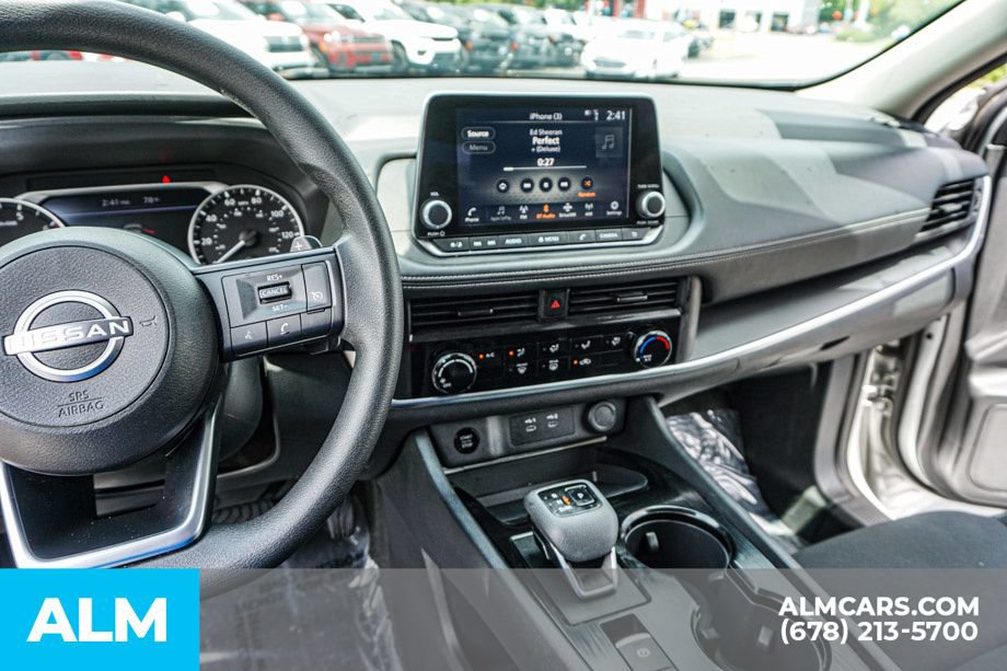 Used 2024 Nissan Rogue S FWD image 31