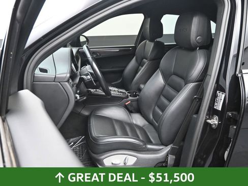 Used 2021 Porsche Macan GTS AWD/4WD image 30