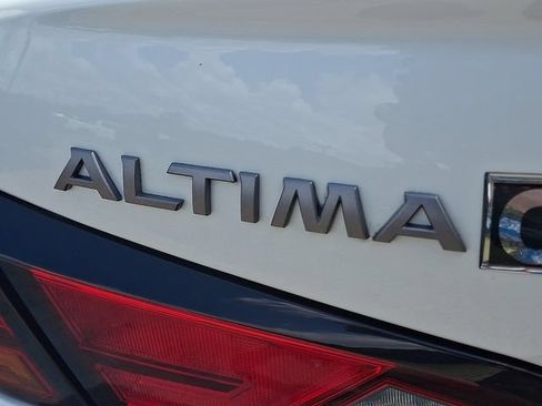 Used 2023 Nissan Altima 2.5 SV AWD/4WD image 31