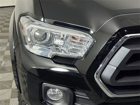 Used 2023 Toyota Tacoma SR5 image 3