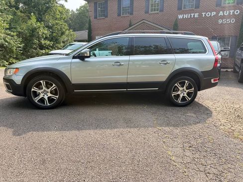 Used 2013 Volvo XC70 T6 AWD/4WD image 2