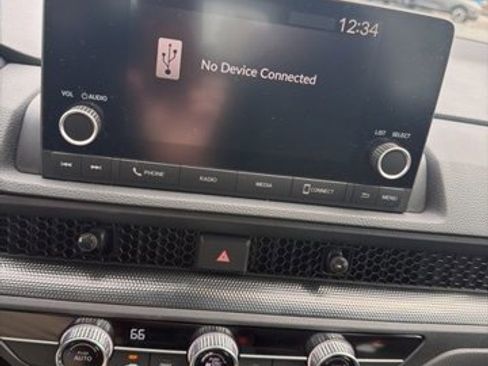 Used 2024 Honda CR-V LX image 17