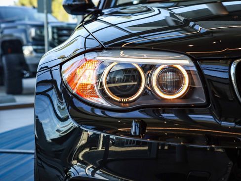 Used 2011 BMW 1 Series M image 6