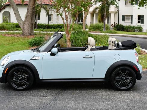 Used 2014 MINI Cooper S image 31