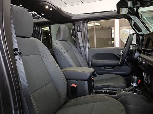 New 2025 Jeep Wrangler Sahara w/ Technology Group image 9