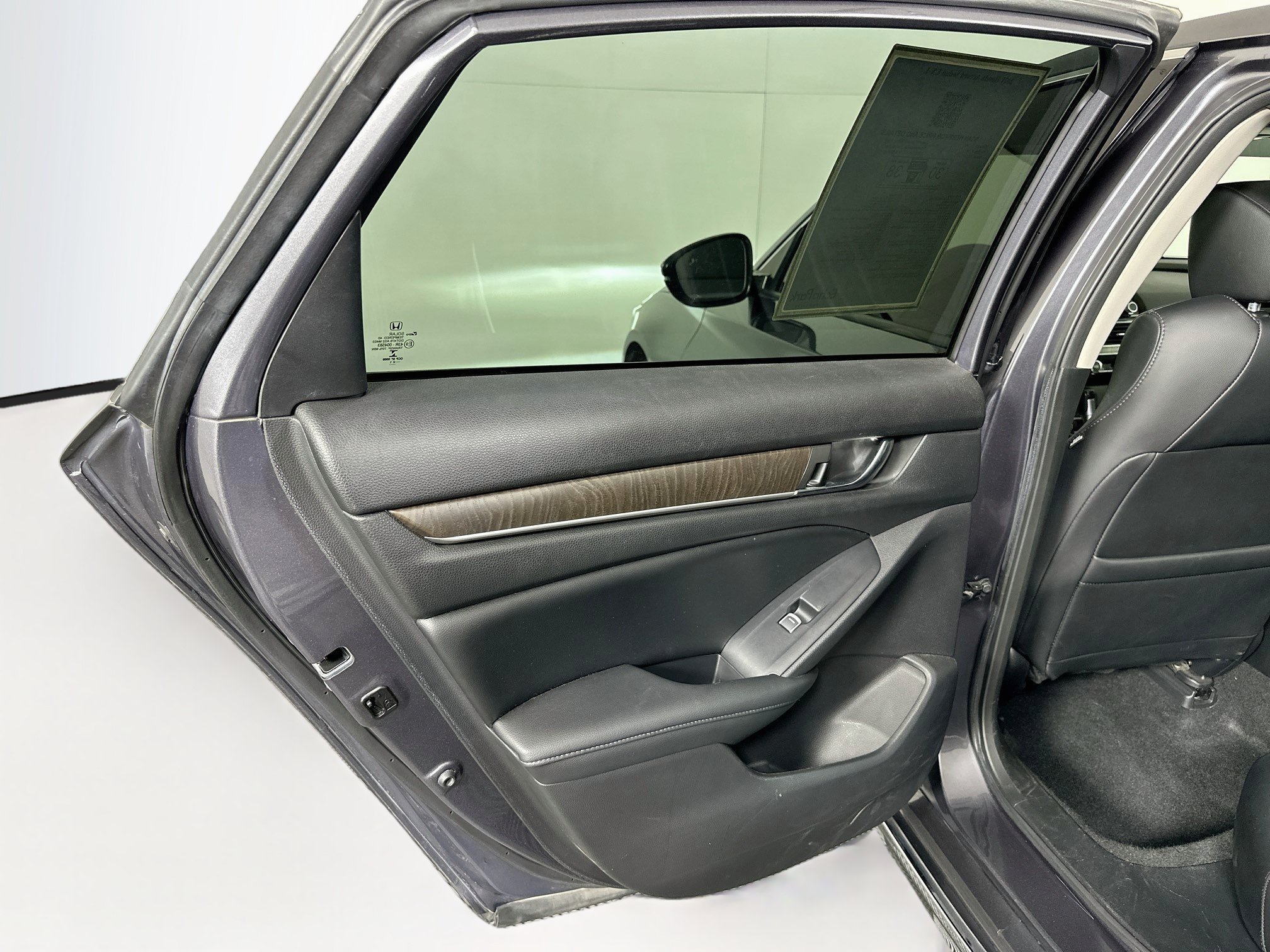 Used 2021 Honda Accord EX-L image 28