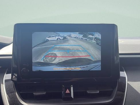 Used 2024 Toyota Corolla LE FWD image 16