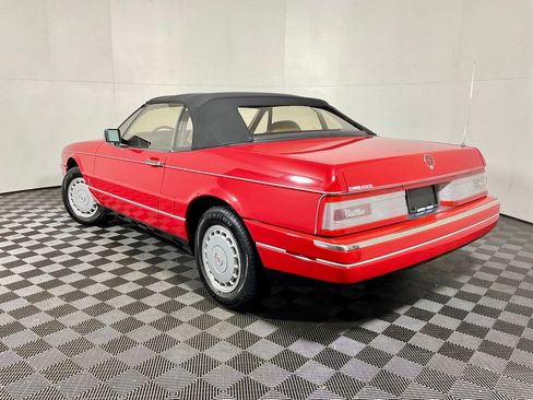 Used 1988 Cadillac Allante FWD image 9