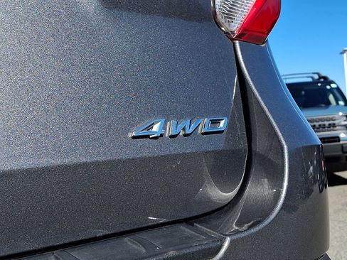 Used 2023 Ford Explorer XLT w/ Equipment Group 202A image 34