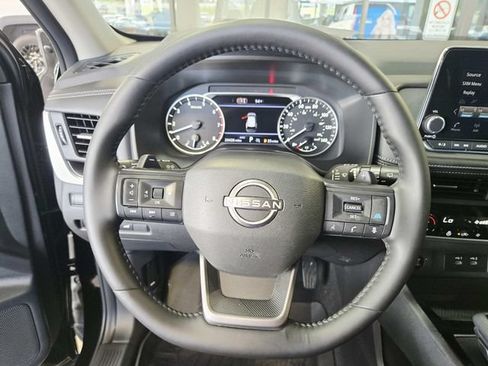 Used 2026 Nissan Rogue SV w/ SV Premium Package AWD/4WD image 15