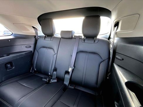 Certified 2025 MAZDA CX-90 3.3 Turbo w/ Premium Sport Pkg image 16