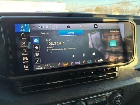 Used 2024 Jeep Gladiator Sport image 10