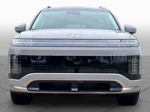 Certified 2026 Hyundai Ioniq 9 Calligraphy AWD/4WD image 3