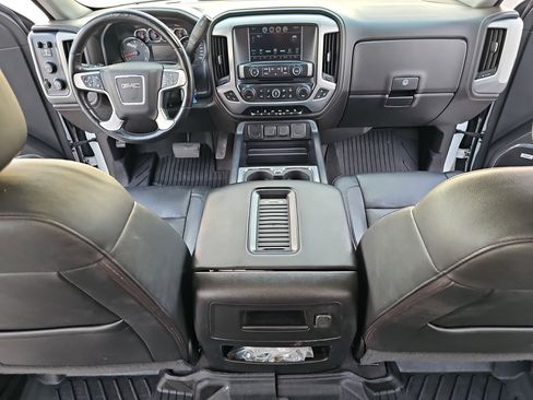 Used 2018 GMC Sierra 1500 SLT image 9