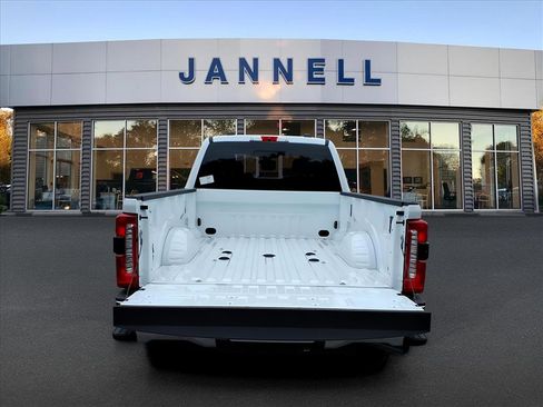 New 2026 Ford F350 XLT w/ XLT Premium Package image 6