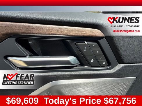 New 2026 GMC Acadia Denali Ultimate w/ LPO, Floor Liner Package AWD/4WD image 25