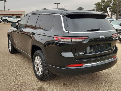 Used 2021 Jeep Grand Cherokee L Limited image 3