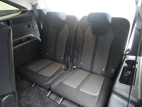 Used 2026 Kia Sorento LX FWD image 25