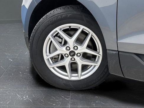 Used 2024 Ford Edge SEL image 33