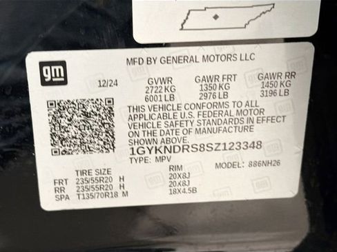 Certified 2025 Cadillac XT5 Premium Luxury image 2