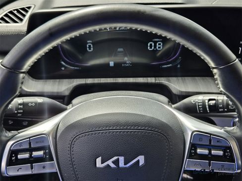 Certified 2024 Kia Telluride EX image 31