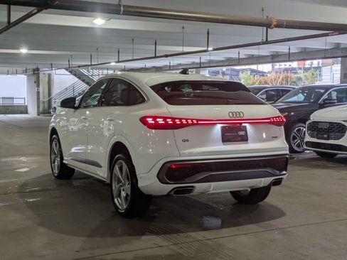 Certified 2025 Audi Q5 Premium Plus w/ Premium Plus image 9