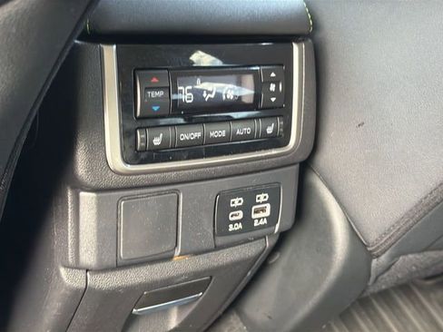 Certified 2023 Subaru Ascent Onyx Edition Limited AWD/4WD image 28