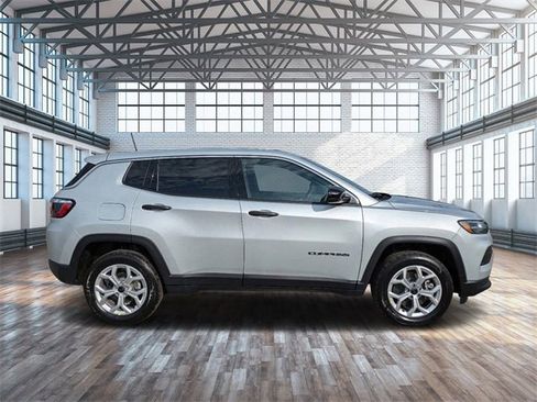 New 2025 Jeep Compass Sport image 3