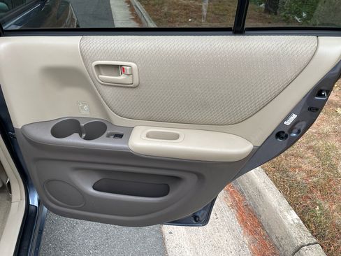 Used 2007 Toyota Highlander 4WD V6 image 16