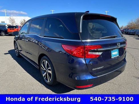 Certified 2024 Honda Odyssey Touring image 4