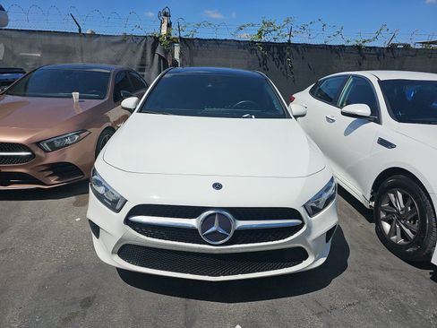 Used 2019 Mercedes-Benz A 220 image 2
