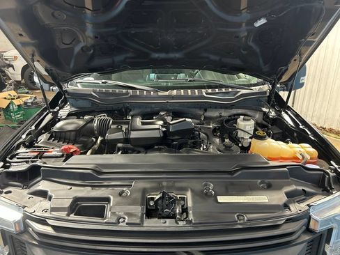 Used 2018 Ford F250 XL w/ Power Equipment Group AWD/4WD image 48