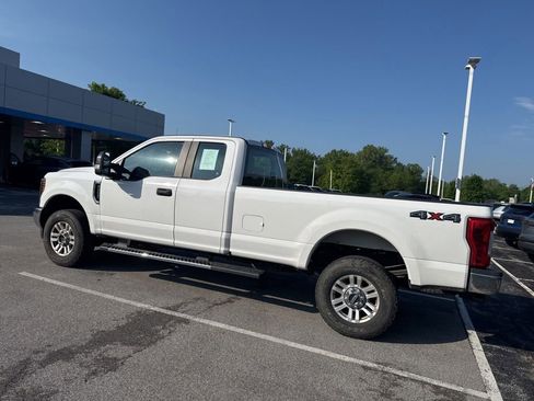 Used 2019 Ford F350 XL w/ STX Appearance Package AWD/4WD image 11