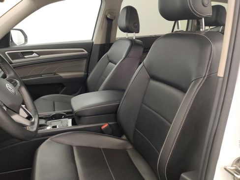 Used 2023 Volkswagen Atlas SE FWD image 17