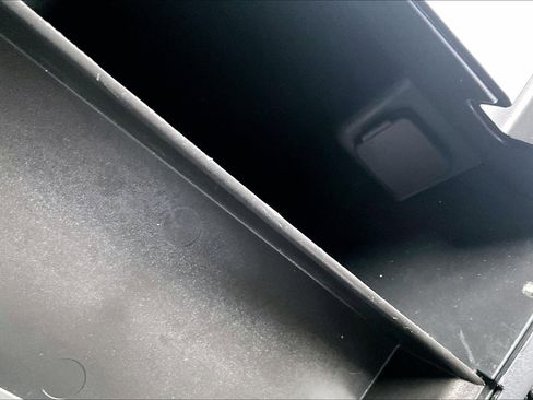 Used 2022 Ford Explorer ST-Line image 32