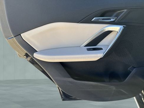 Used 2024 BMW X1 xDrive28i w/ Technology Package image 19