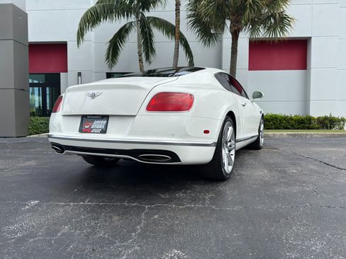 Used 2016 Bentley Continental GT image 8