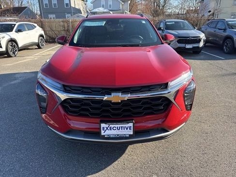 New 2026 Chevrolet Trax LT FWD image 2