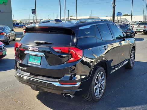 Used 2018 GMC Terrain Denali w/ Advanced Safety Package image 7