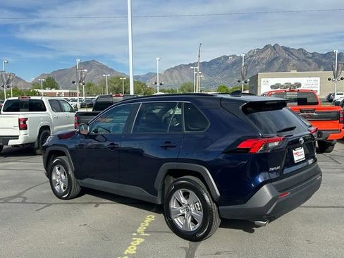 Used 2025 Toyota RAV4 XLE AWD/4WD image 8