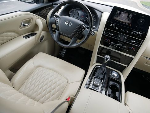 Certified 2022 INFINITI QX80 Sensory w/ Cargo Package AWD/4WD image 9