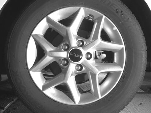 Used 2025 Kia Soul LX w/ LX Technology Package FWD image 16