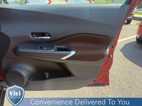 Used 2021 Nissan Kicks SR FWD image 27