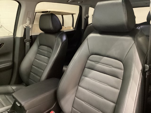 Used 2024 Honda CR-V EX-L image 16