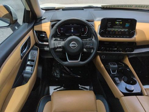 Used 2023 Nissan Rogue Platinum w/ Platinum Premium Package AWD/4WD image 17