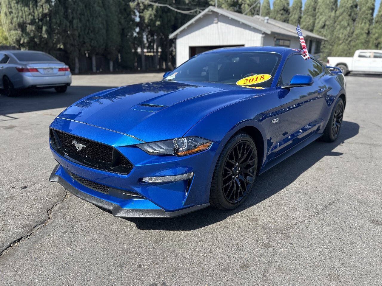 Used 2018 Ford Mustang GT w/ GT Performance Package RWD image 4