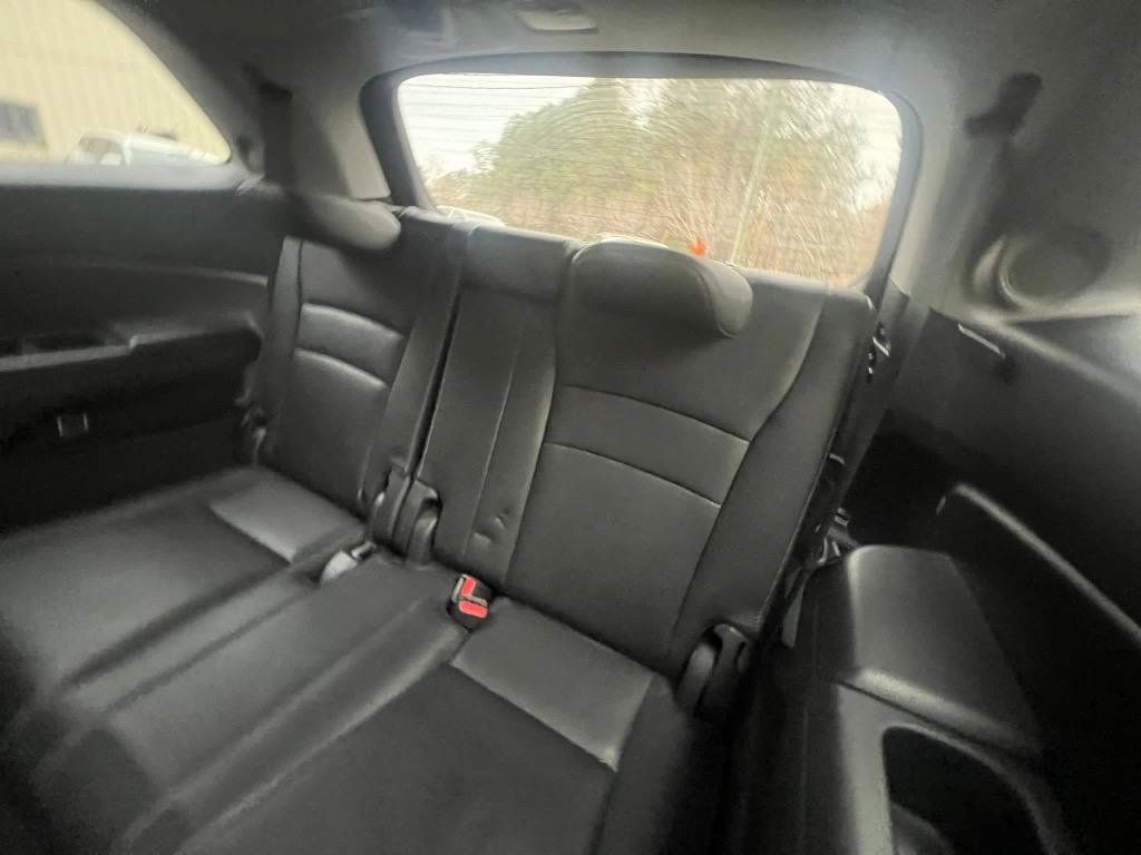 Used 2018 Honda Pilot Touring image 12