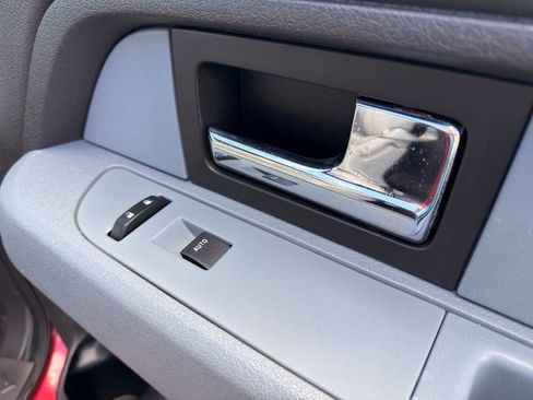 Used 2012 Ford F150 XLT w/ XTR Pkg image 31