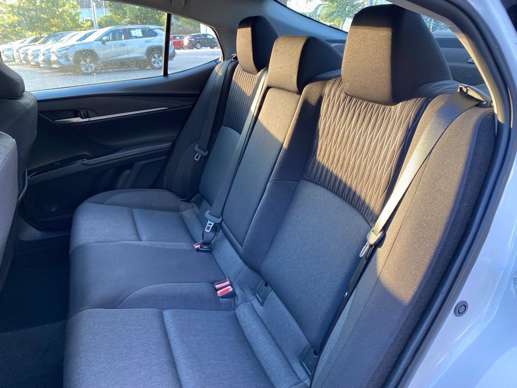 Used 2025 Toyota Camry LE FWD image 23
